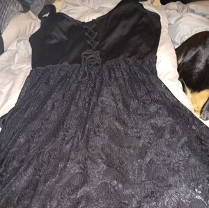 Blk high low skull dress